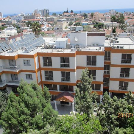 Onisillos Hotel Larnaca Buitenkant foto