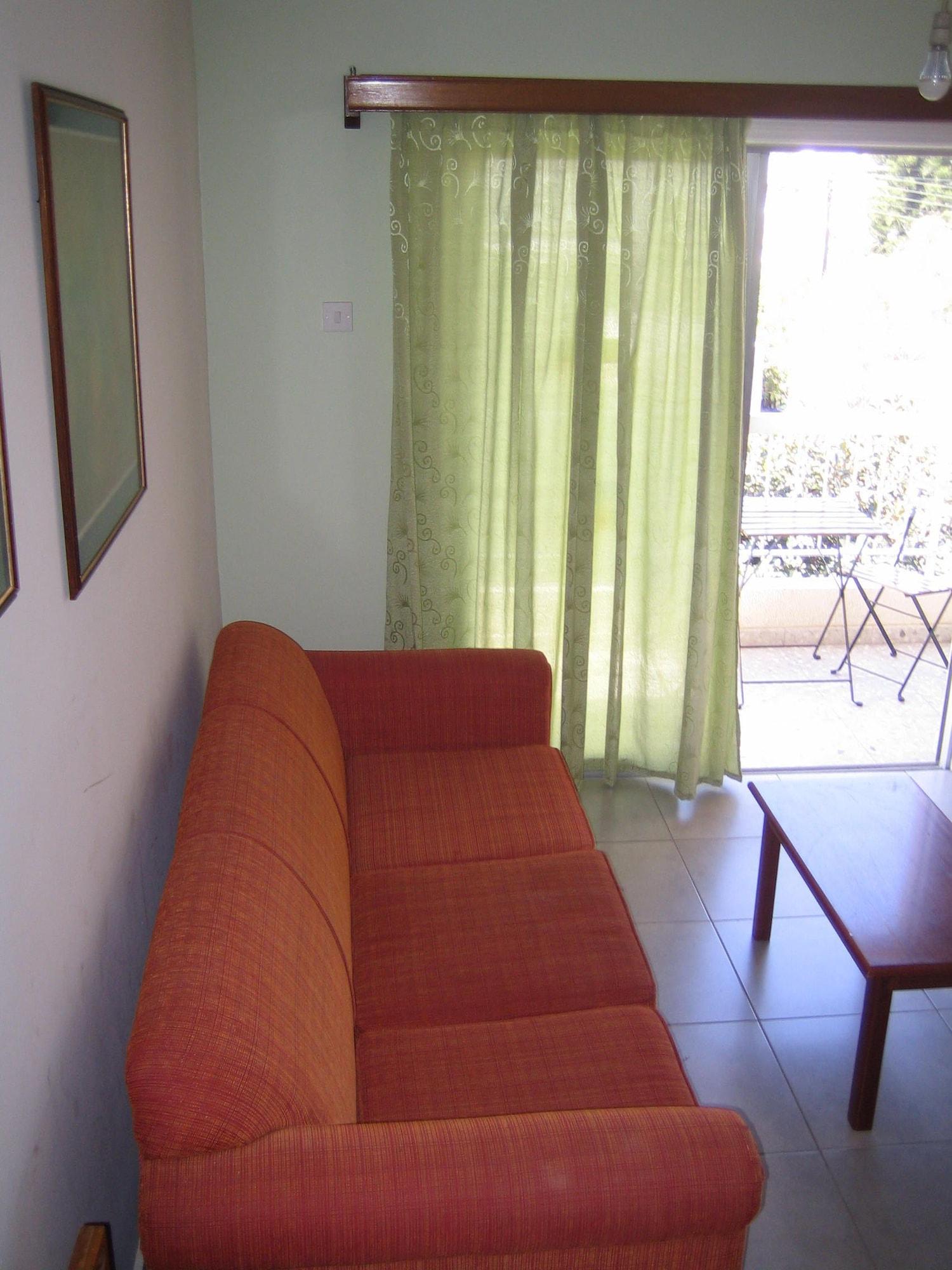 Onisillos Hotel Larnaca Buitenkant foto