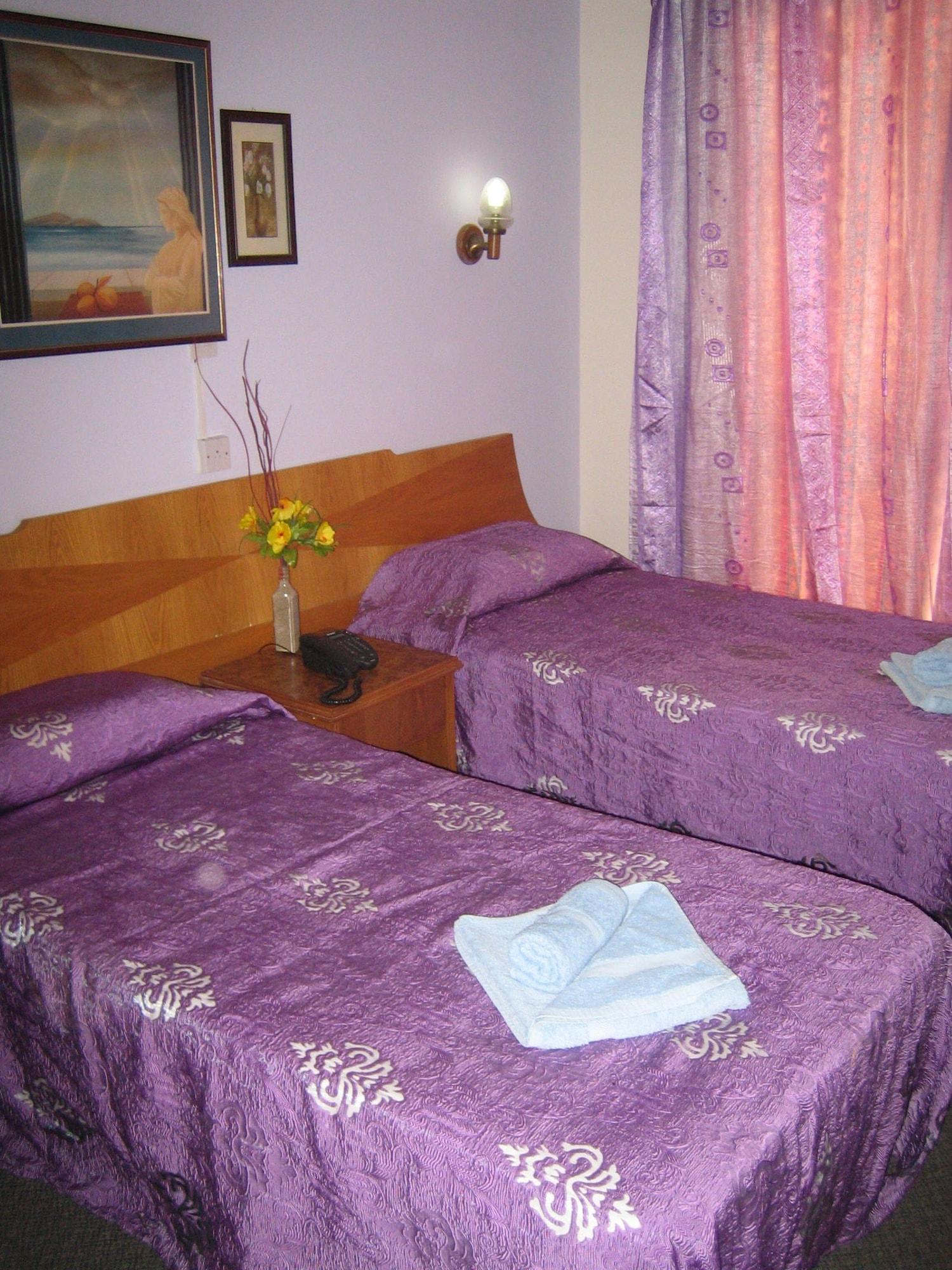 Onisillos Hotel Larnaca Buitenkant foto
